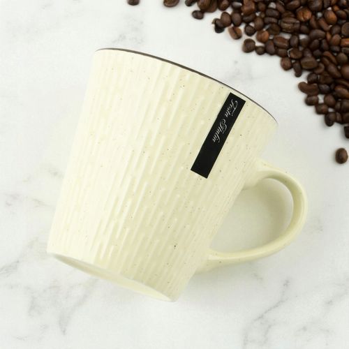 CERAMICZNY KUBEK NA KAWĘ HERBATĘ BEŻOWY ZDOBIONY WE WZÓR KRESKI 340 ML na Arena.pl