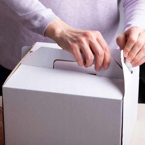 Karton opakowanie na tort ciasto 42x32x25 cm BIAŁE pudełko BARDZO MOCNE na Arena.pl