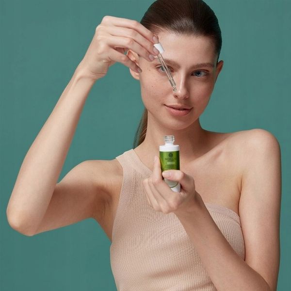 BasicLab Serum wyrównujące z witaminą C 15% 30 ml zdjęcie 2