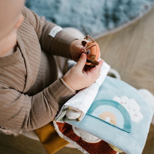 KSIĄŻECZKA SENSORYCZNA EDUKACYJNA MIĘKKA ZAWIESZKA 0+ 1531 BABYONO na Arena.pl