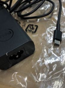 Dell 65W USB-C AC power adapter zdjęcie 1