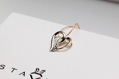 złoty wisiorek serce z 1 diamentem 585 na Arena.pl