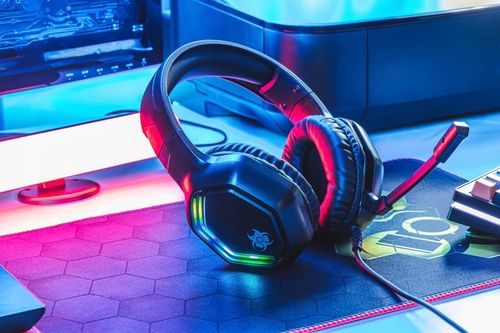 SŁUCHAWKI GAMINGOWE NASZUSZNE Z MIKROFONEM PRZEWODOWE RGB DLA GRACZY JACK na Arena.pl