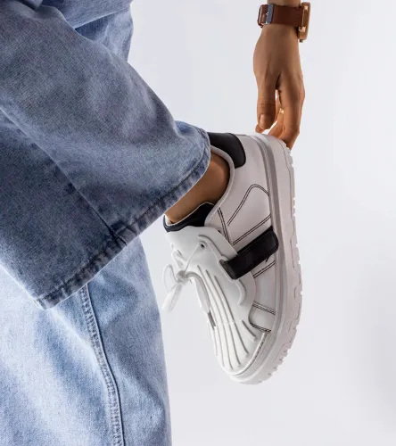 Biało-czarne sneakersy na platformie Binet 39 na Arena.pl