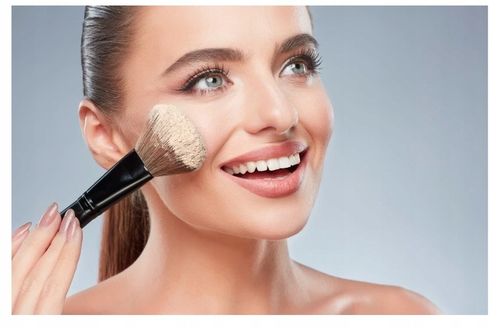 MAYBELLINE PUDER MATUJĄCY Z GĄBECZKĄ I LUSTERKIEM FIT ME 220 NATURAL BEIGE na Arena.pl