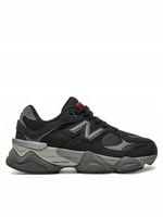 New Balance Sneakersy GC9060BK Czarny r39