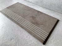 Betonowe płytki na schody zewnętrzne ANTYPOŚLIZG