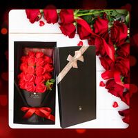 BUKIET RÓŻ MYDLANYCH FLOWER BOX DUŻY KWIATY NA WALENTYNKI PREZENT DLA NIEJ