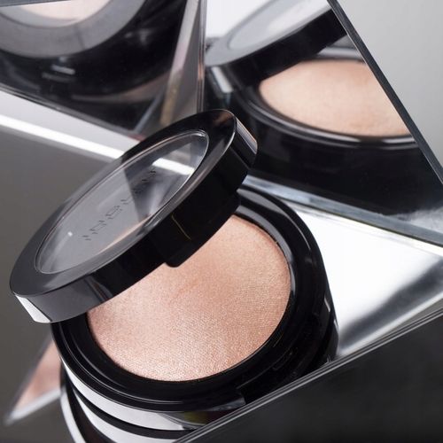 Rozświetlacz do twarzy oczu ciała Soft Sparkler 54 INGLOT na Arena.pl