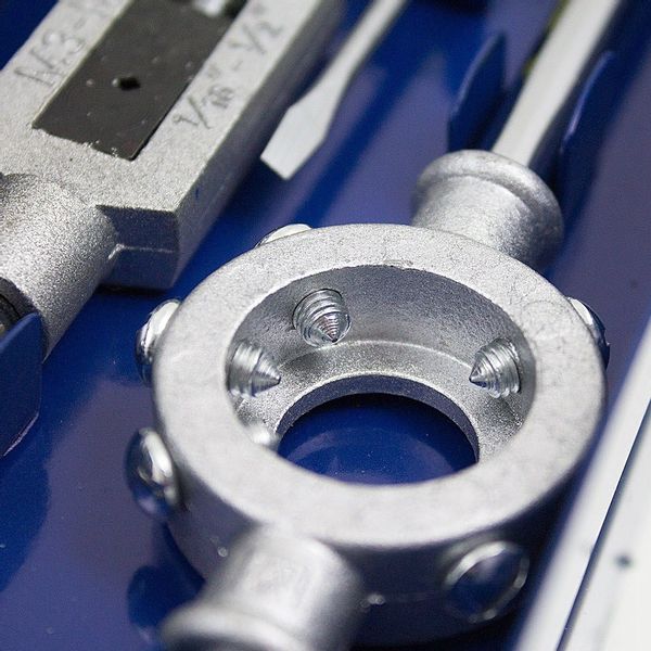 ZESTAW DO GWINTOWANIA 32 ELEMENTY PROMOCJA zdjęcie 8