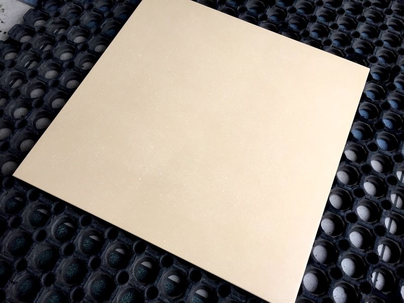 POGRUBIONY NAJMOCNIEJSZY gres techniczny 40x40 zdjęcie 1