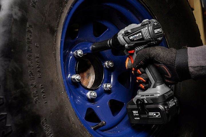 GRAPHITE KLUCZ UDAROWY BEZSZCZOTKOWY 300Nm 18V bez akum. 3 biegowy 58G028 zdjęcie 8