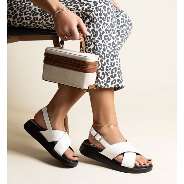 Białe sandały na platformie r.41 zdjęcie 3