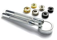 Zagniatacz do montażu zatrzasków 12,5 +napy i dziurkacz GRATIS