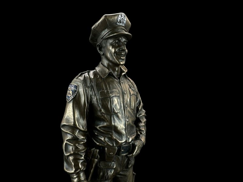 POLICJANT - SŁUŻYĆ I CHORNIĆ – VERONESE (WU76823A4) zdjęcie 3