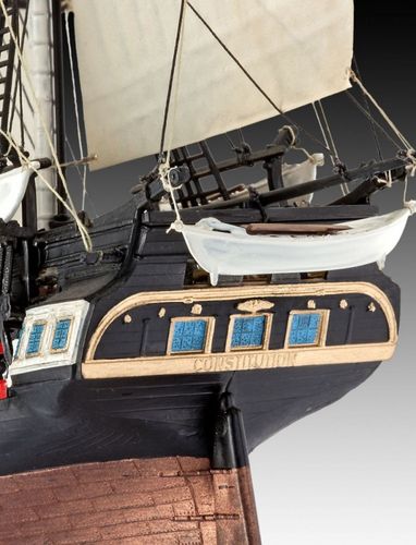 Revell U.S.S. Constitution na Arena.pl