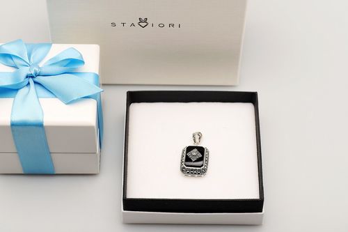 srebrny wisiorek staviori na Arena.pl