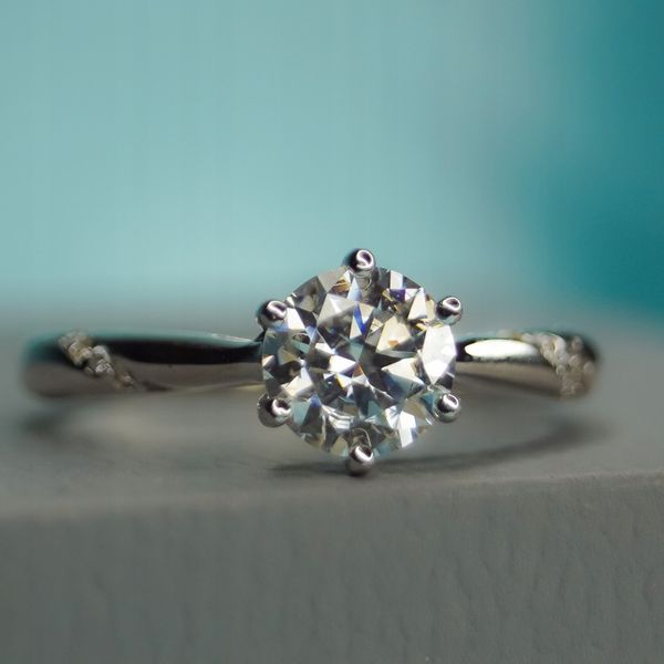 Pierścionek Moissanit 6,5 mm 1 karat srebro 925 rozmiar 22 PL zdjęcie 4