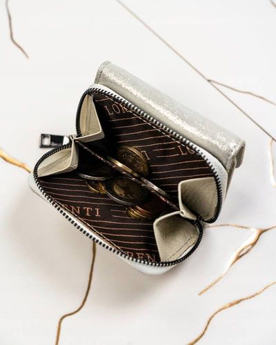 mały, skórzany portfel damski na zamek i zatrzask - lorenti na Arena.pl