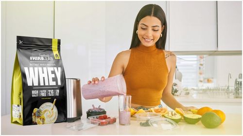 Białko koncentrat serwatkowe WPC 750 g Instant Whey Protein Gruszka Hiro na Arena.pl