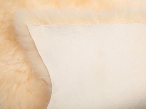 Skóra owcza beżowa ULURU na Arena.pl