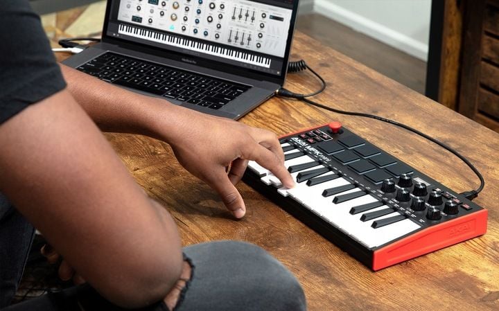 Akai MPK Mini MK3 Klawiatura sterująca USB + Software MPC Beats CMP Starter zdjęcie 6