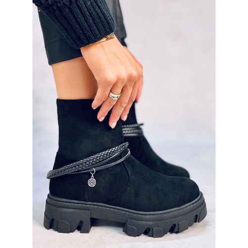 Botki płaskie r.40 na Arena.pl