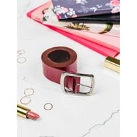 Minimalistyczny pasek damski o średniej szerokości, skóra naturalna