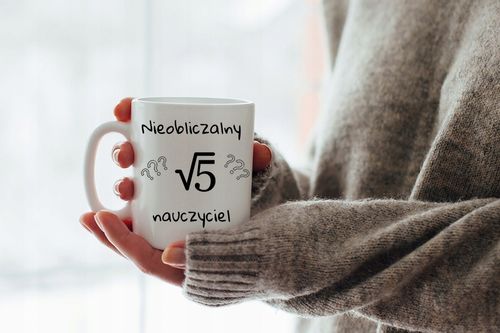 Kubek Czarny Prezent Dzień Nauczyciela Cudownej Z Nadrukiem Ze Zdjęciem na Arena.pl