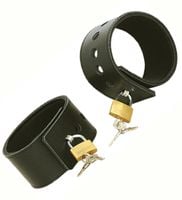 Kajdanki na nogi + kłódki