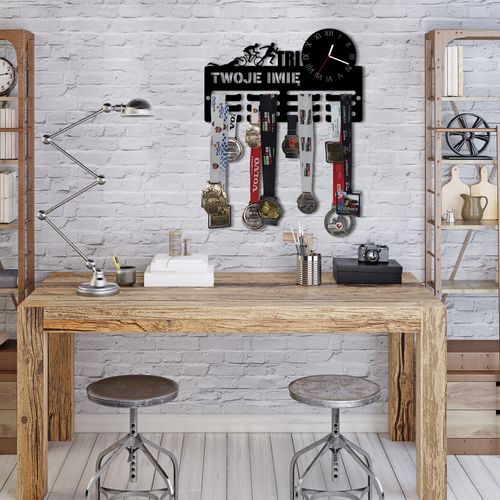 Wieszak na medale z zegarem TRI twoje imię dowolny tekst 490.1 na Arena.pl