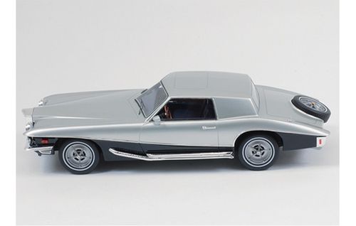Stutz Blackhawk Coupe rocznik 1971 na Arena.pl