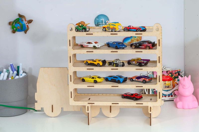 Ciężarówka, półka na samochodziki zdjęcie 6