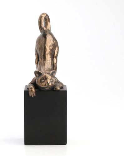 Kot na postumencie Veronese WU75493a4 na Arena.pl