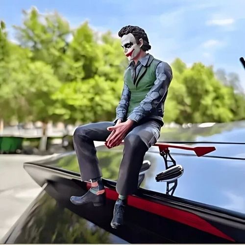 FIGURKA JOKER 27CM Z MASKĄ I PODSTAWKĄ DEKORACJA DO SAMOCHODU I PÓŁKI na Arena.pl
