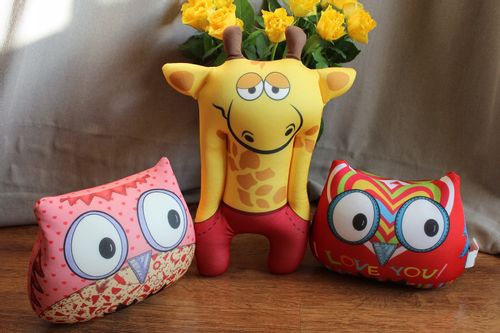 Relaksacyjna poduszka 3D prezent dla dziewczyny na Arena.pl