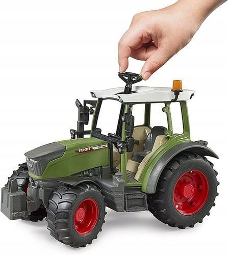 Traktor Fendt Vario 211 seria 2000 na Arena.pl