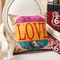Poszewka na poduszkę z napisami Love 45x45cm