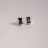 kolczyki z czarną cyrkonią posrebrzane luminoir (p25/vic/01ag)