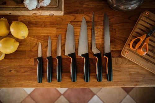 FISKARS NÓŻ NAKIRI DO SIEKANIA 16CM 1057537 na Arena.pl