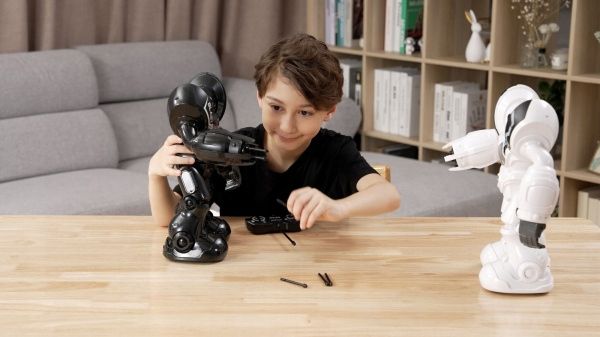 Silverlit Robot Blast LED czarny zdjęcie 11