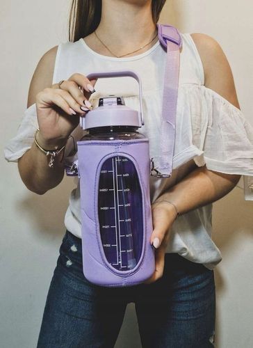 Butelka motywacyjna bidon 2L z pokrowcem HIT !! na Arena.pl