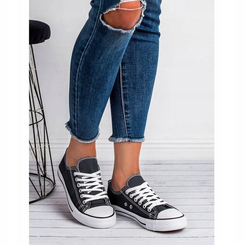 Czarne Trampki r.40 na Arena.pl