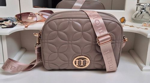 BEŻOWA TOREBKA LISTONOSZKA MONNARI MOCHA MOUSSE PASEK LOGO na Arena.pl