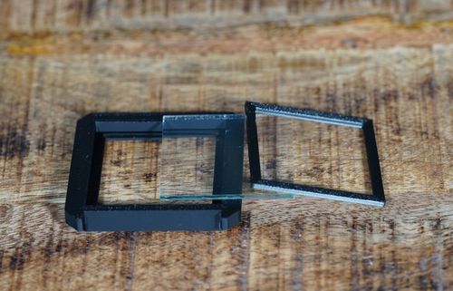 Terrarium szklane -6,5 x 6,5 x 6,5 dla pająka, modliszki, skakuna na Arena.pl