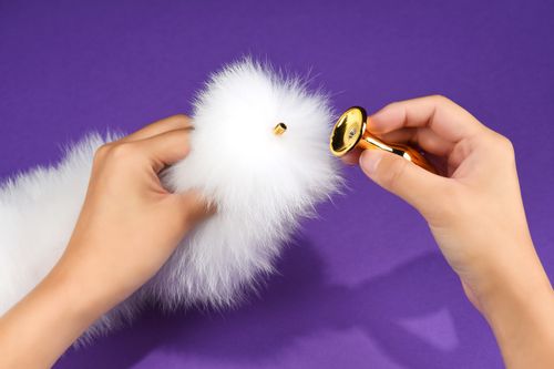 odczepiany metalowy korek z lisim ogonem upko fox fur tail small na Arena.pl