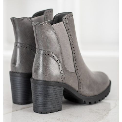 Wsuwane Botki Na Platformie r.38 na Arena.pl