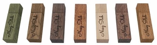 Pendrive 32GB 3,0 + Drewniane pudełko + GRAWER na Arena.pl