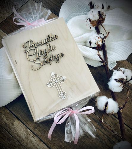 Pamiątka Chrztu Świętego pudełko Biblia święta na Arena.pl
