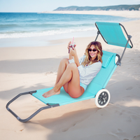 Leżak z kółkami miętowy składany - komfortowy i mobilny wybór